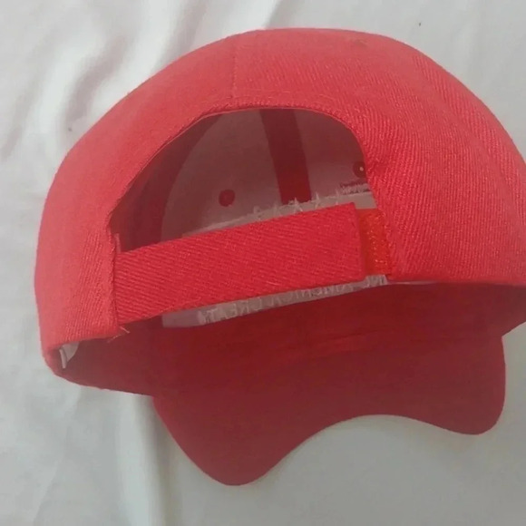 Donald Trump 2020 Baseball Cap - Picture 3 of 3